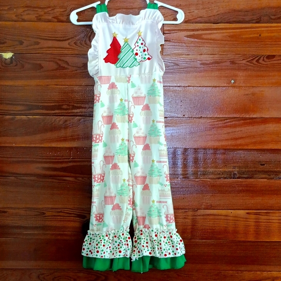🎄Christmas Tree Pink cupcake overall jumpsuit girls - Picture 2 of 4